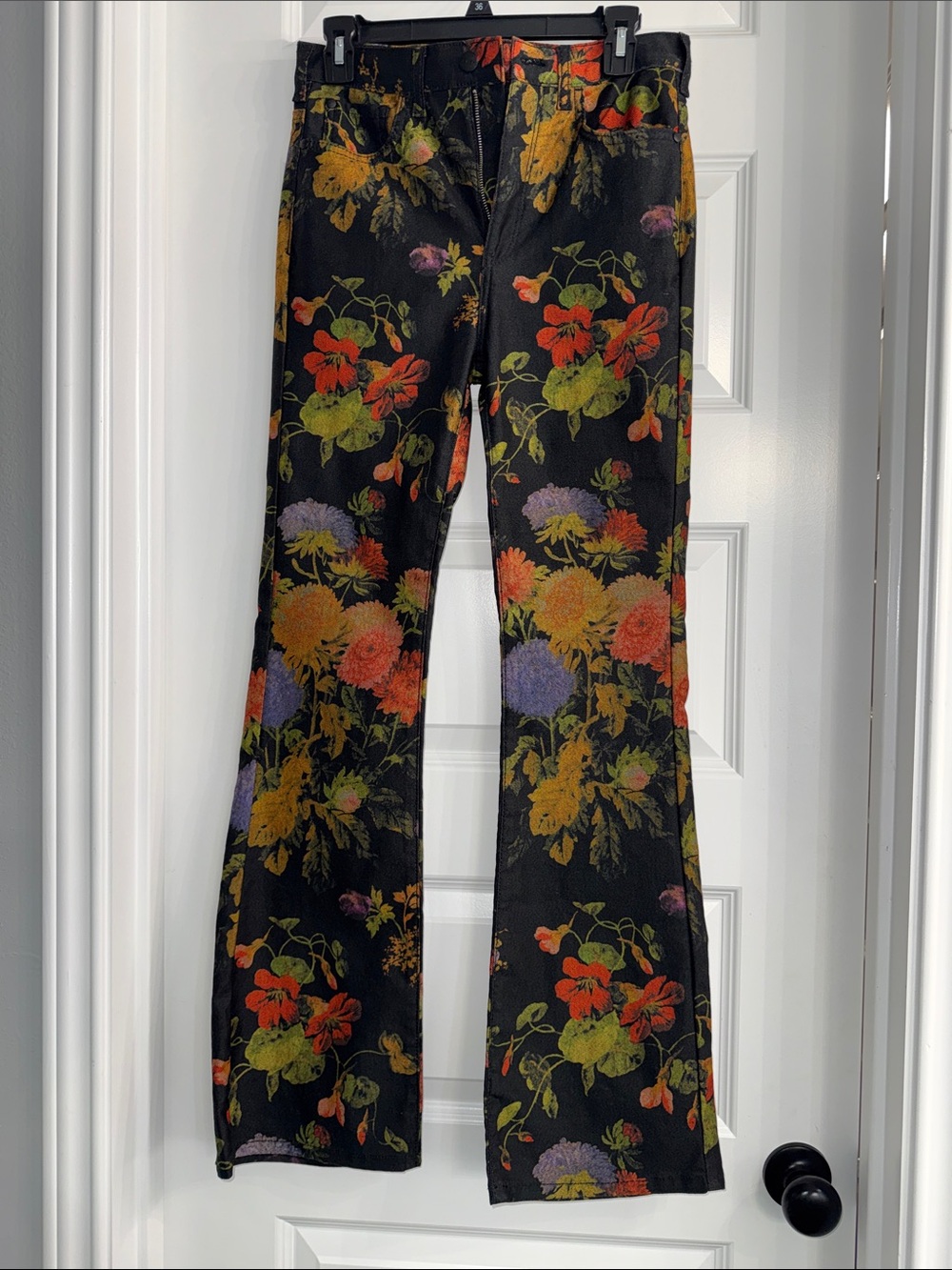Pilcro Black Floral High-Rise Flare Floral Jeans - Picture 5 of 7